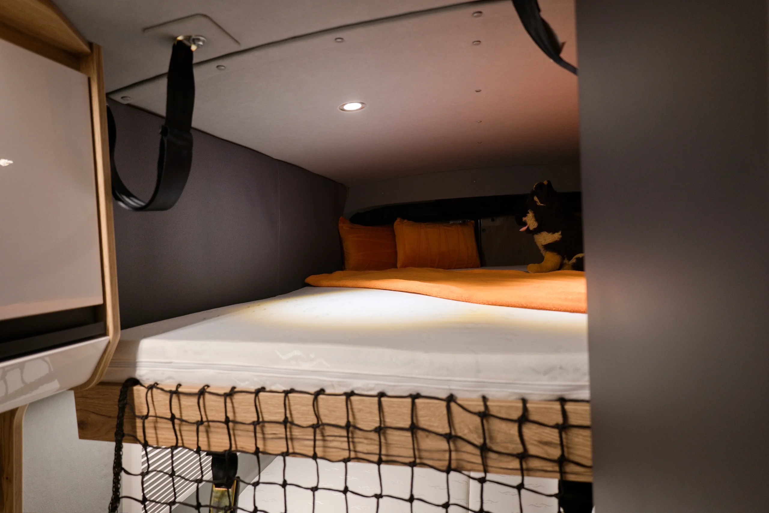 detail_JVM_BIKER_XXL_640_jvm_camper_obytná_dodávka